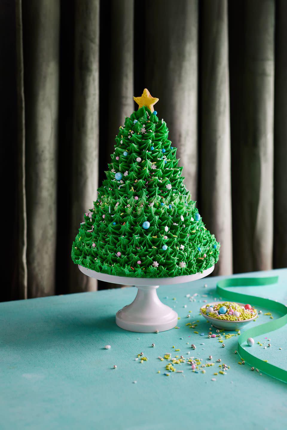 Christmas Tree Cake