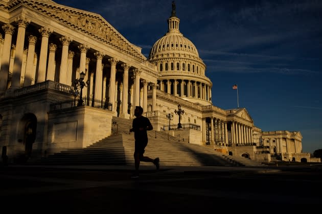 Americans Head To The Polls To Vote In The 2022 Midterm Elections - Credit: Samuel Corum/Getty Images