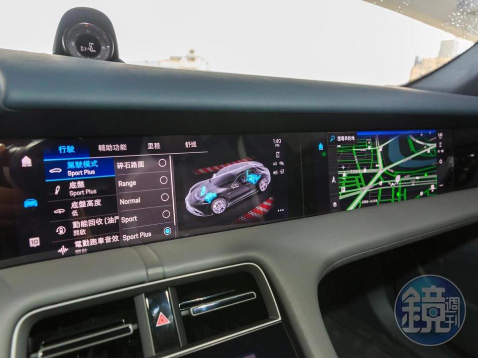 試駕車選配副駕駛前方乘客資訊顯示螢幕，也因此使整個座艙的玻璃化程度更上一層樓。
