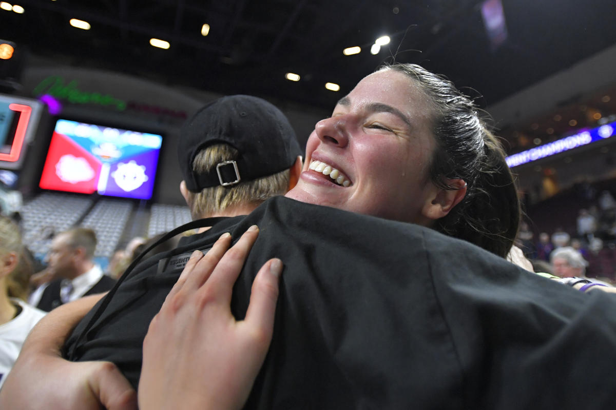 Oregon Ducks defeat Gonzaga in NCAA regional baseball head to final