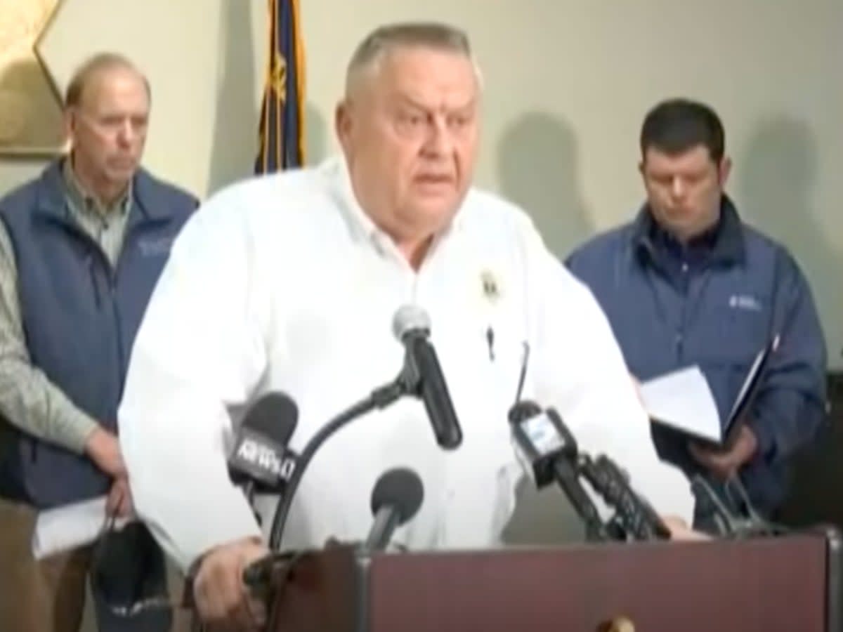 Moore County Sheriff Ron Fields shares information with reporters after an ‘intentional’ attack on power substations leaves more than 33,000 customers without power in the region (screengrab/YouTube/Queen City news)