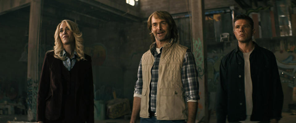 MACGRUBER -- Pictured in this screengrab: (l-r) Kristen Wiig as Vicki St. Elmo, Will Forte as MacGruber, Ryan Phillippe as Dixon Piper -- (Photo by: Peacock)