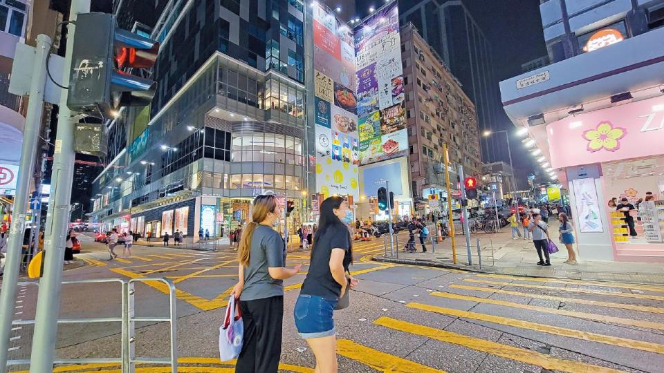 旅業復甦加快 陳茂波：搞旺香港夜市 分析：要有主題+配套 議員：可參考內地夜市