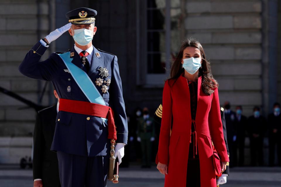 Doña Letizia no es la peor valorada de la Casa Real, pero no consigue aprobar. (Foto: KIKO HUESCA/EFE/AFP via Getty Images)