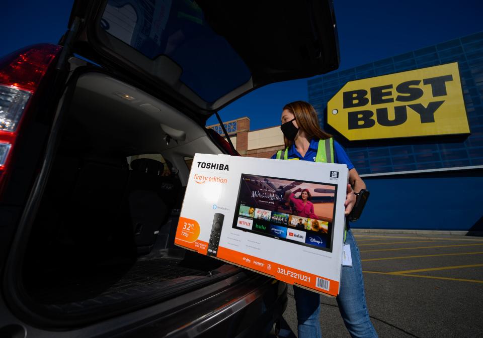 Like other retailers, Best Buy added curbside pickup amid the coronavirus pandemic.