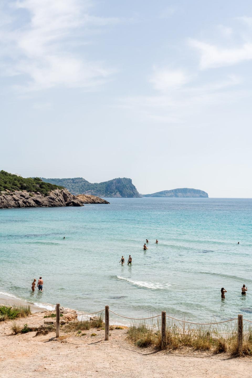 Opt for beaches such as Cala Nova, which are less crowded (Ana Lui)