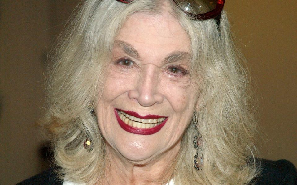 Die mehrfach Oscar-nominierte Schauspielerin Sylvia Miles ist im Alter von 94 Jahren in New York gestorben.