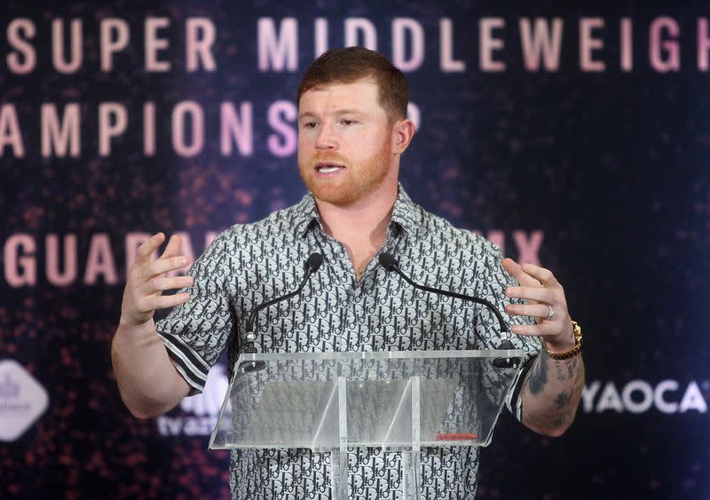 'Canelo' Alvarez holds a news conference in his hometown