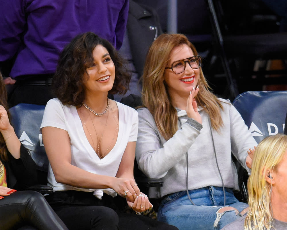 Ashley Tisdale and Vanessa Hudgens are literally you and your friends at a basketball game