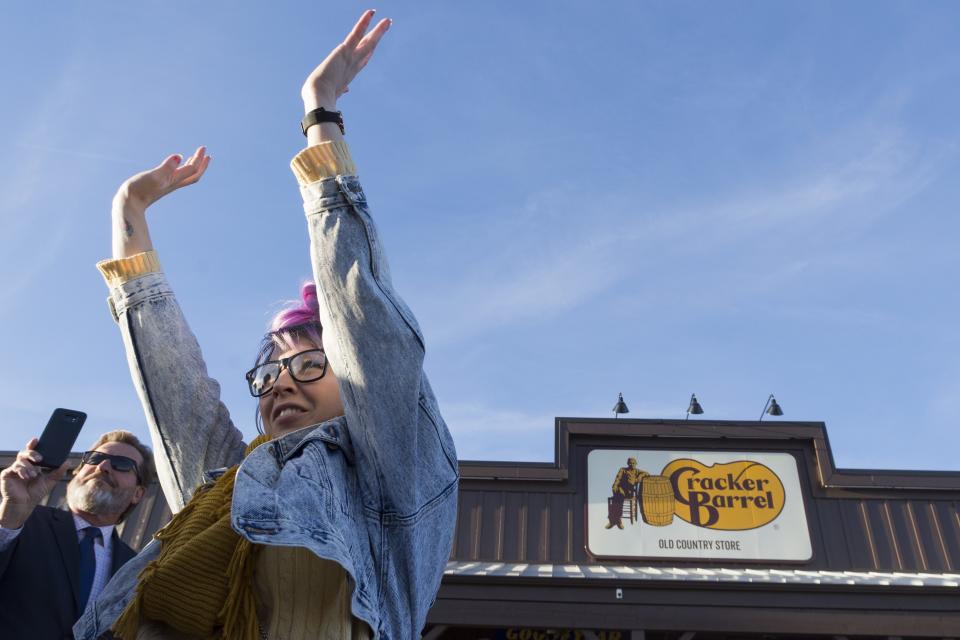 Nearly six years ago, industry leaders and foodies heralded the arrival of Cracker Barrel Old Country Store to Victorville, the first in California. Since then, the company opened six more stores in the Golden State and recently closed two.