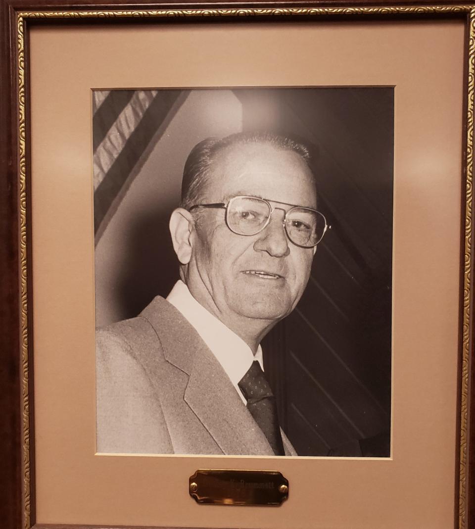 Dudley Brummett served as judge of Lubbock County Court at Law #2 in 1976. On Jan. 3, his grand nephew was sworn in as judge of the court.