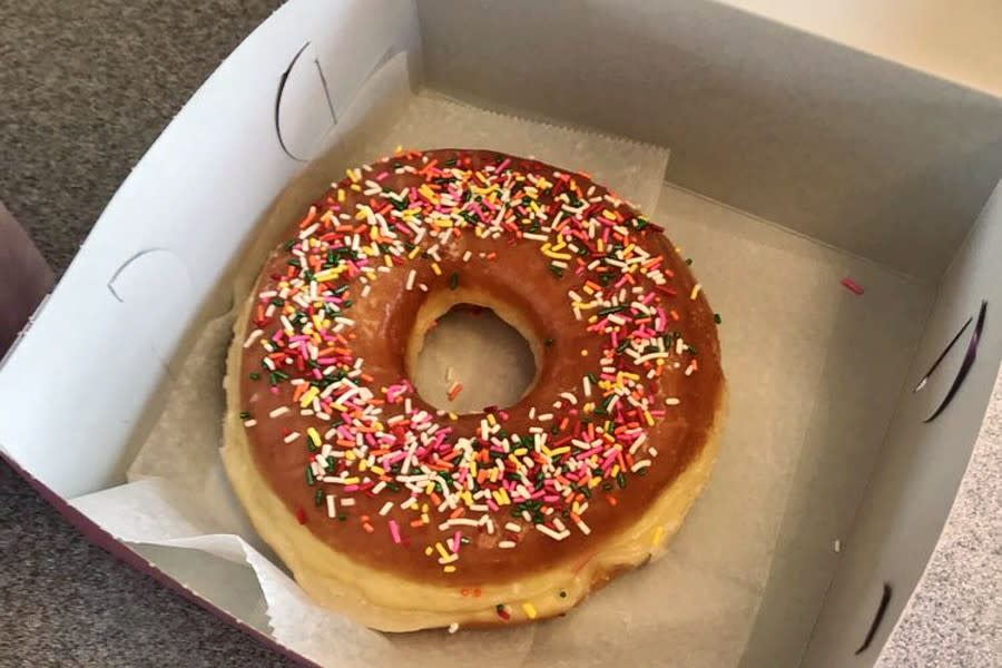 <b>Photo: wendy r./<a href="https://yelp.com/biz_photos/donut-star-irvine?utm_campaign=288ff883-4982-437a-8594-56e14a91415c%2Cb301b735-b070-43b1-adf2-03b9d21d49dd&utm_medium=81024472-a80c-4266-a0e5-a3bf8775daa7" rel="nofollow noopener" target="_blank" data-ylk="slk:Yelp;elm:context_link;itc:0;sec:content-canvas" class="link ">Yelp</a></b>