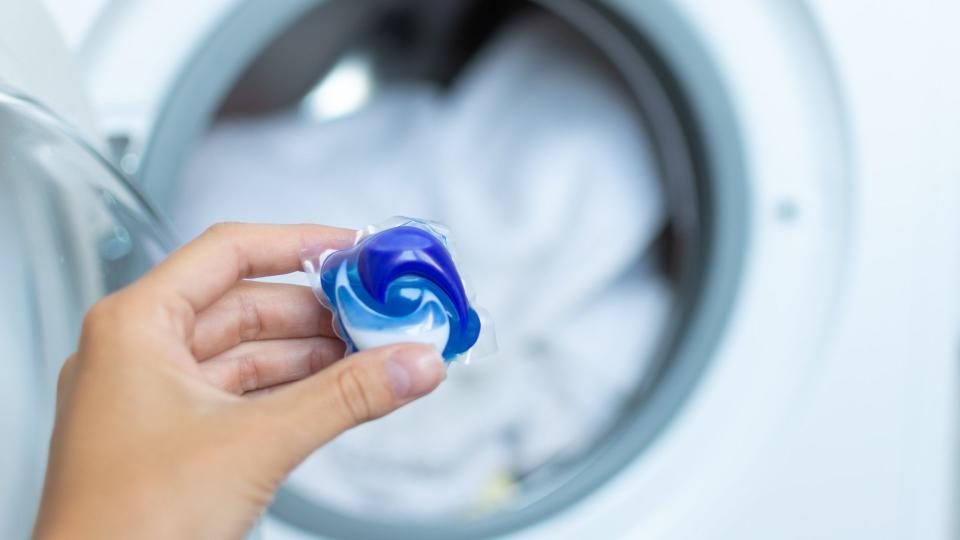 Brand-Name Laundry Detergent Isn't a Bargain