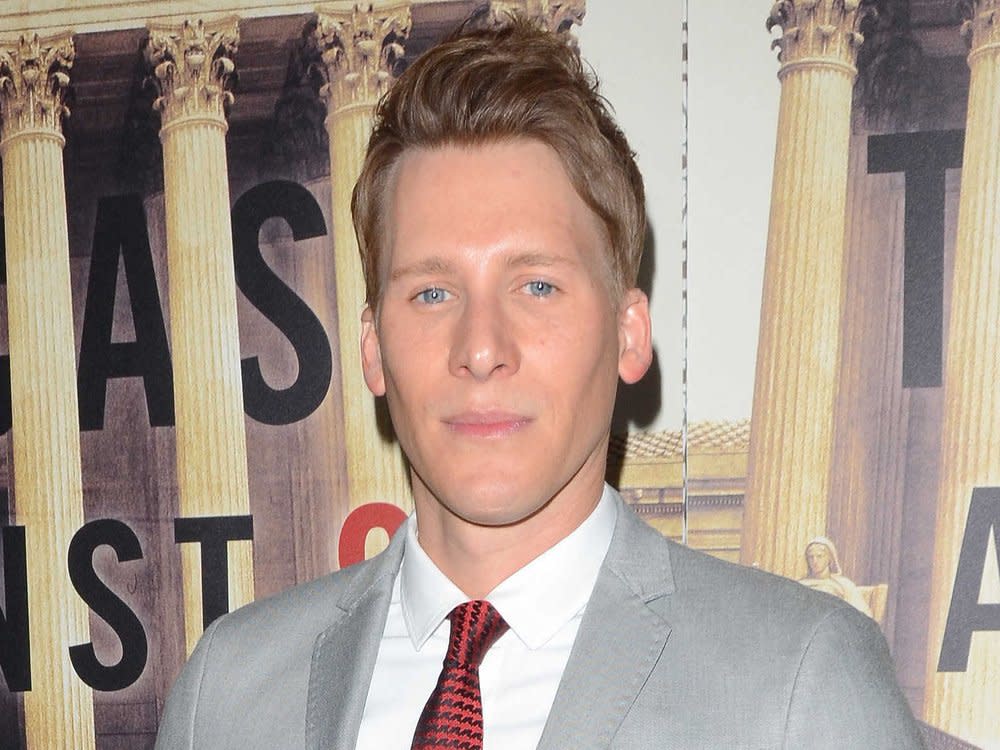 Dustin Lance Black muss sich von einer Kopfverletzung erholen. (Bild: Birdie Thompson/AdMedia/ImageCollect)