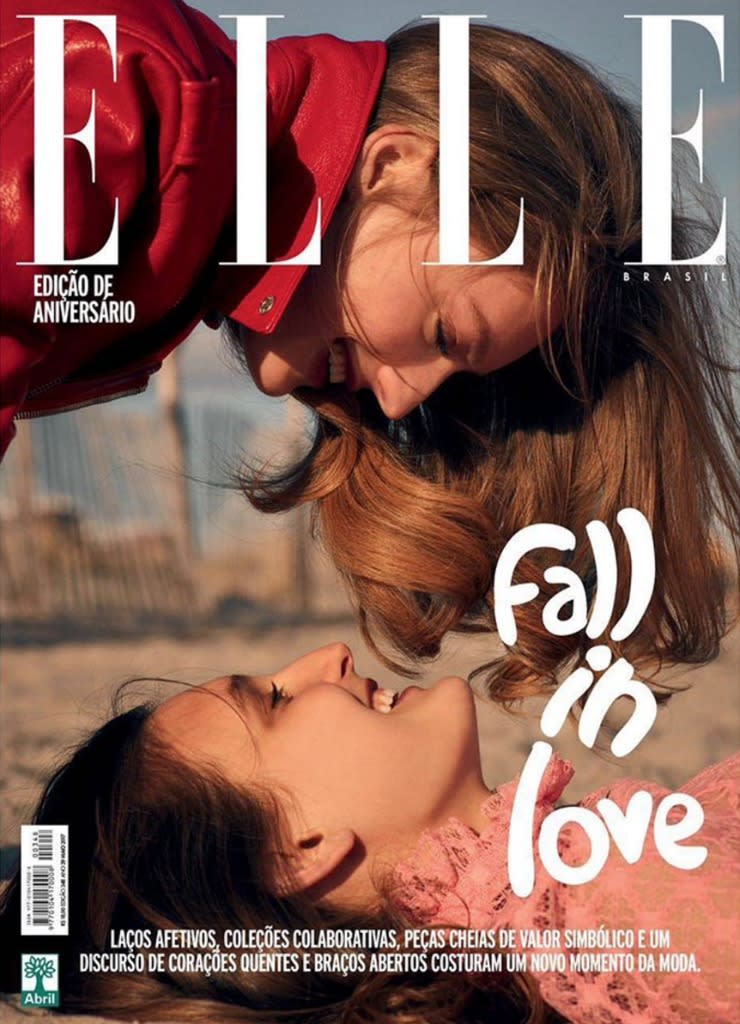 The latest cover of <em>Elle</em> Brazil features two women about to “fall in love.” (Photo: Courtesy of Instagram.com/ellebrasil)