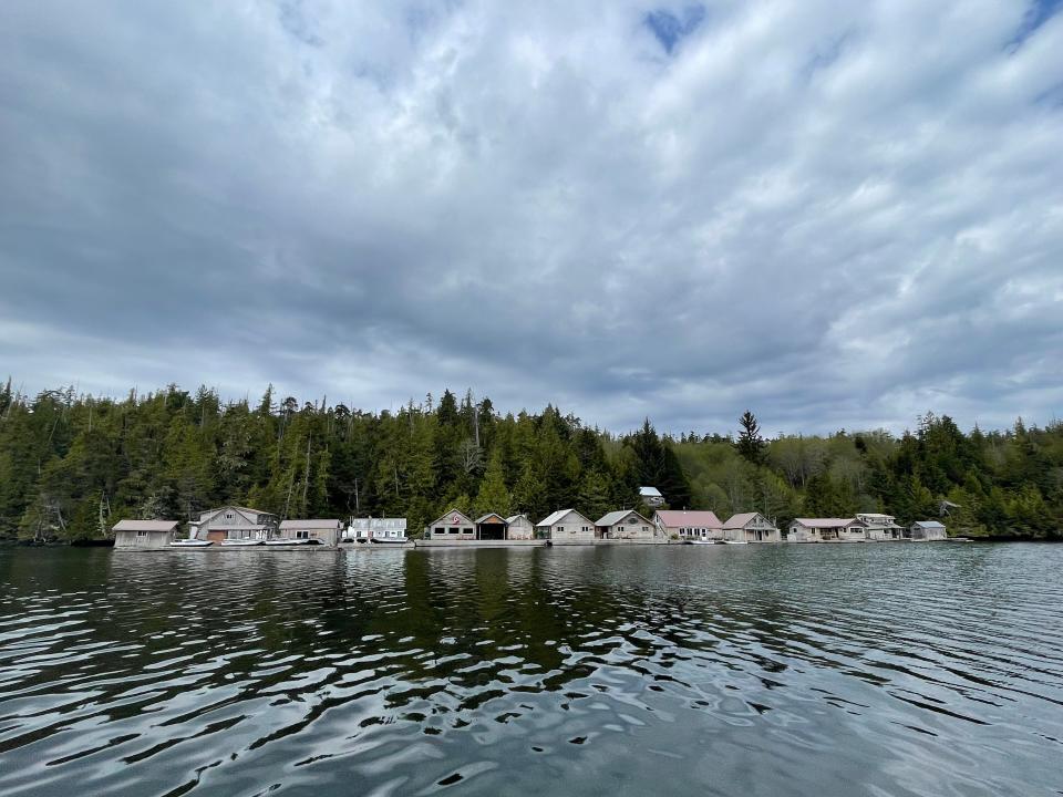 A row of floating homes.