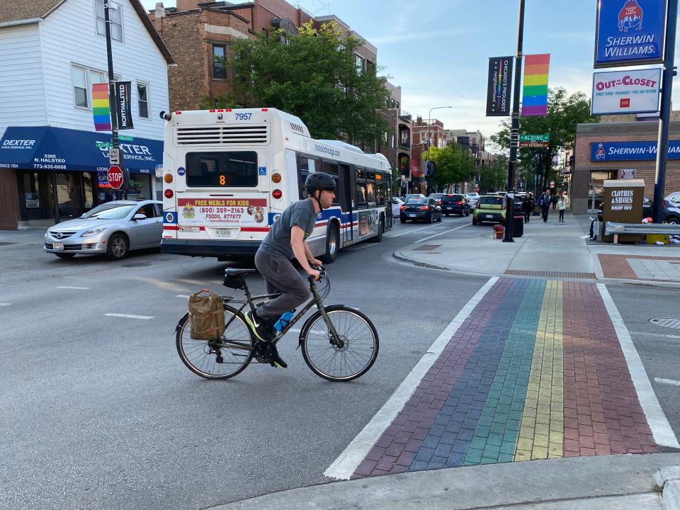 rainbow intersection in boystown chicago