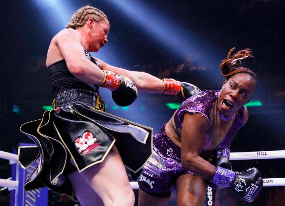 Franchon Crews-Dezurn (right) during her win over Elin Cederroos last year (Getty Images)