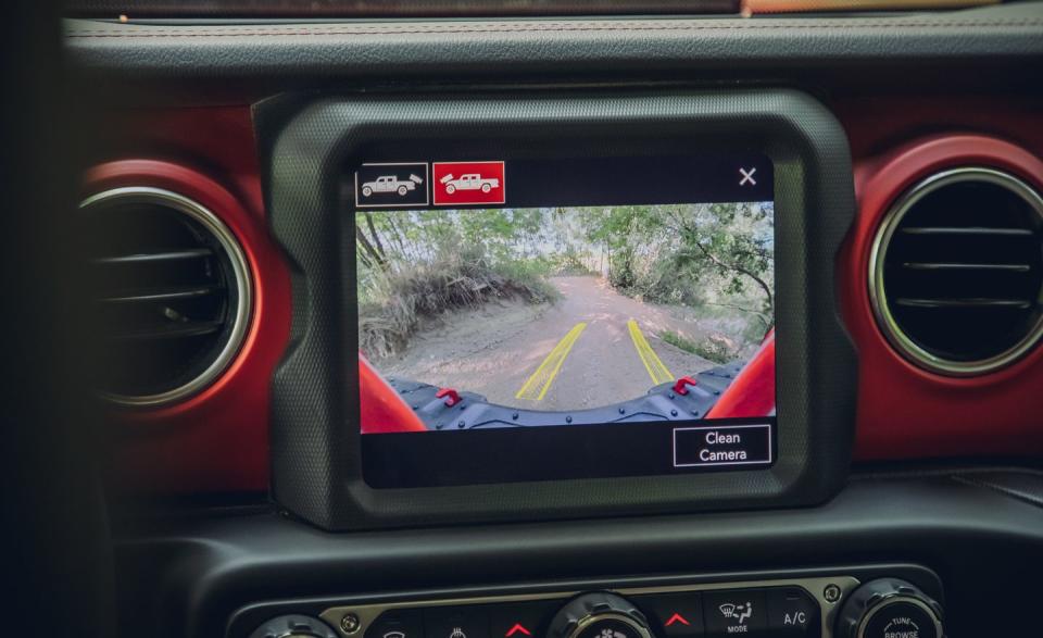 <p>2020 Jeep Gladiator Rubicon</p>