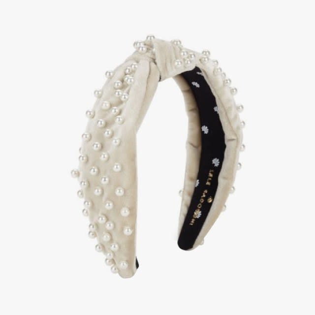 9 Stunning Hair Accessories for Every Summer Bride