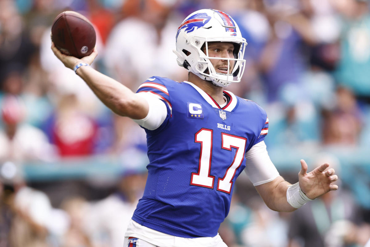 PFF: Bills QB Josh Allen does not check the ball down