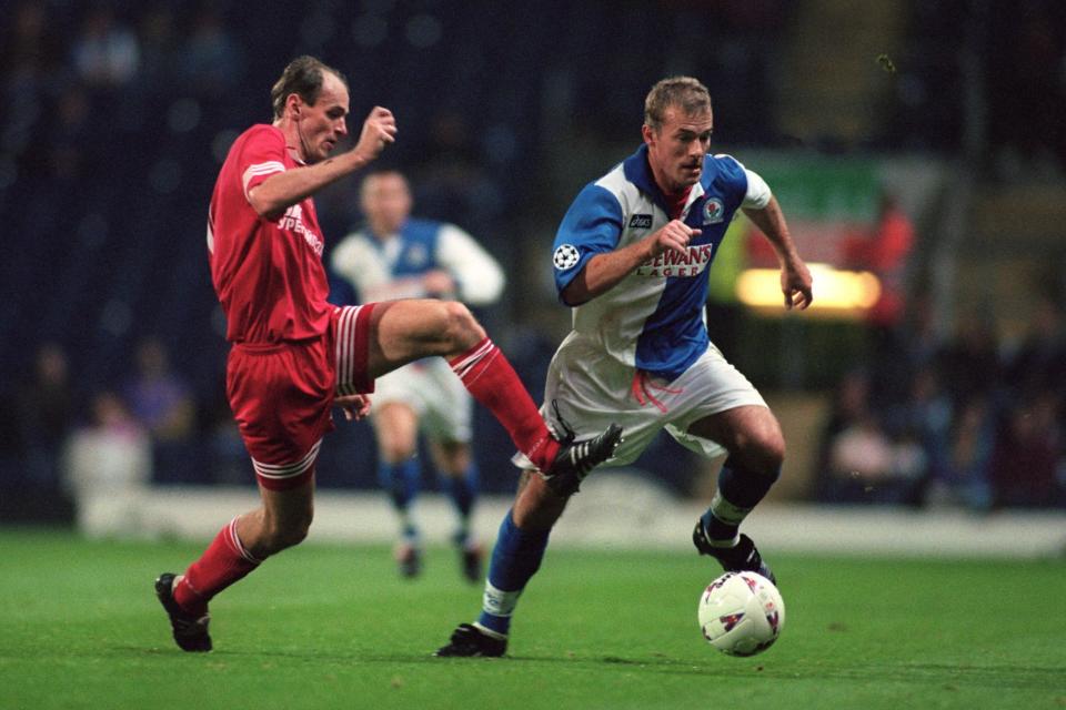 <p>Although Rovers did not retain the Premier League title and finished seventh, Shearer won the Golden Boot for the second year in a row, scoring 31 goals in 35 games. </p>