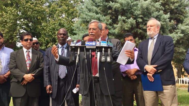 Mohammad Ali Chaudry, president of the Islamic Society of Basking Ridge in New Jersey, speaks to reporters alongside fellow Muslim leaders at a press conference in Elizabeth, N.J. Tuesday Sept. 20, 2016 (Photo: Caitlin Dickson/Yahoo News)