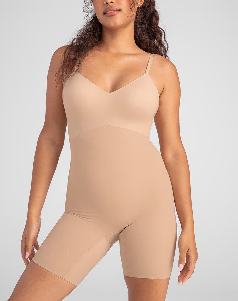 <p><a href="https://go.redirectingat.com?id=74968X1596630&url=https%3A%2F%2Fwww.honeylove.com%2Fproducts%2Flow-back-bodysuit&sref=https%3A%2F%2Fwww.cosmopolitan.com%2Fstyle-beauty%2Ffashion%2Fa60847608%2Fbest-memorial-day-clothing-sales-2024%2F" rel="nofollow noopener" target="_blank" data-ylk="slk:Shop Now;elm:context_link;itc:0;sec:content-canvas" class="link ">Shop Now</a></p><p>Low-Back Bodysuit</p><p>honeylove.com</p><p>$103.00</p>