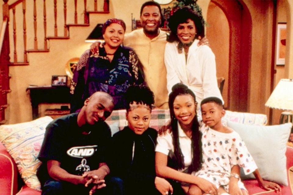 A picture of Brandi Norwood and the cast of "Moesha."