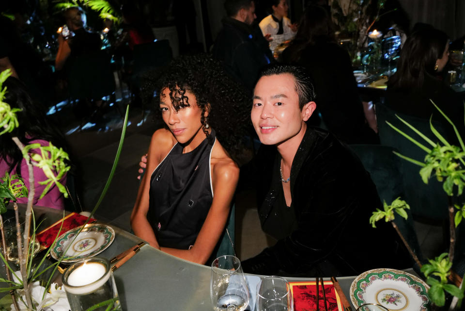 Aoki Lee Simmons, Ezra J. William