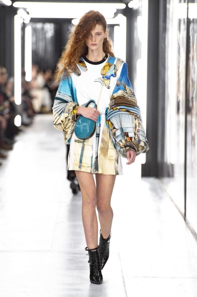 Nicolas Ghesquière travels back to the 19th century for Louis Vuitton SS22  - HIGHXTAR.