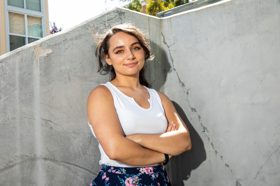 Anne Shoemaker, de 20 años, desarrolladora de juegos de Roblox, en San Mateo, California, el 8 de agosto de 2020. (Gabriela Hasbun/The New York Times)