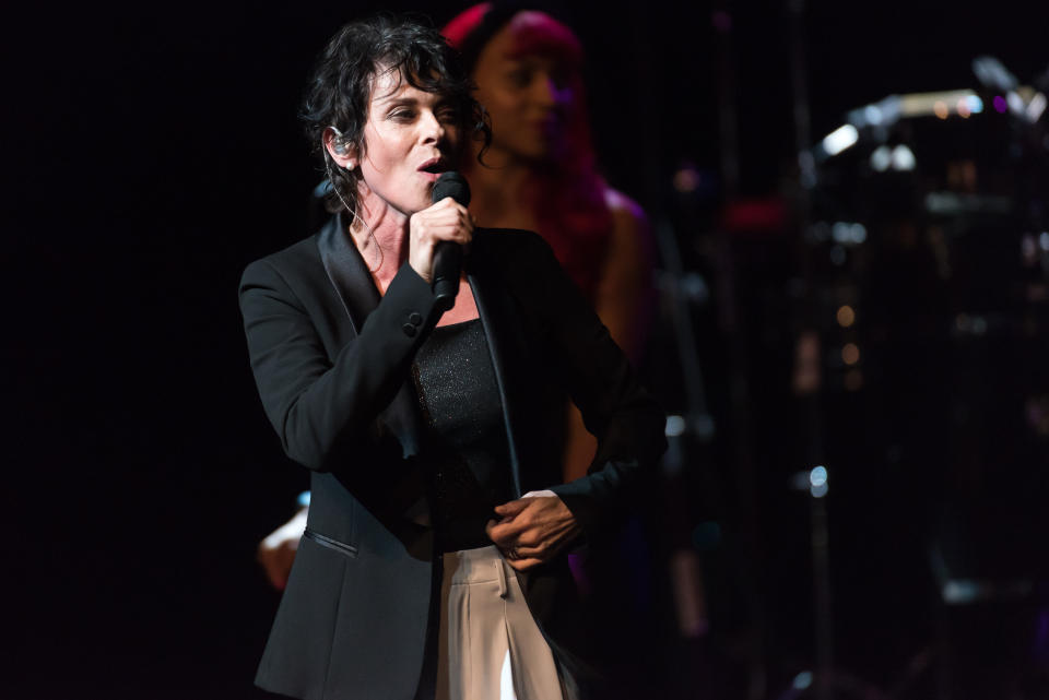 TORONTO, ON – OCTOBER 09: Soul Singer Lisa Stansfield performs on the opening night of her first North American tour in twenty years at Queen Elizabeth Theatre on October 9, 2018 in Toronto, Canada. (Photo by Darren Eagles/Getty Images)