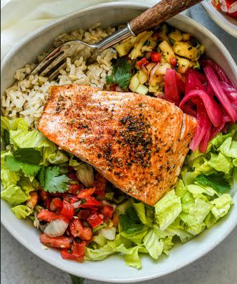 Easy Salmon Burrito Bowl