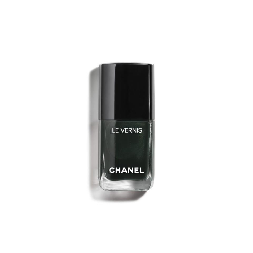 6) Le Vernis Longwear Nail Color in Deepness