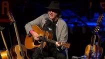 Neil Young took his Honour the Treaties tour to Winnipeg, where he performed to a hometown crowd on Thursday night to drum up support for Alberta's Athabasca Chipewyan First Nation and its fight against oilsands development.