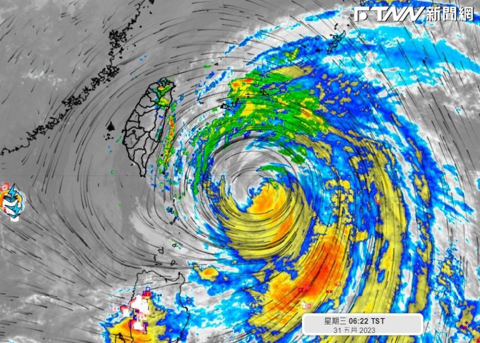 氣象專家彭啟明在臉書表示，預計今天北部、東半部的風雨會是最明顯的時候。（圖／彭啟明臉書）