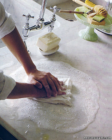 <div class="caption-credit"> Photo by: Martha Stewart Living</div><b>How to Gently Clean Marble</b> <br> Marble is a beautiful surface for counters and tabletops. But because it is quite soft and porous, marble can easily be stained, scratched, and chipped. Because of this, regular cleanings should be as gentle as possible.