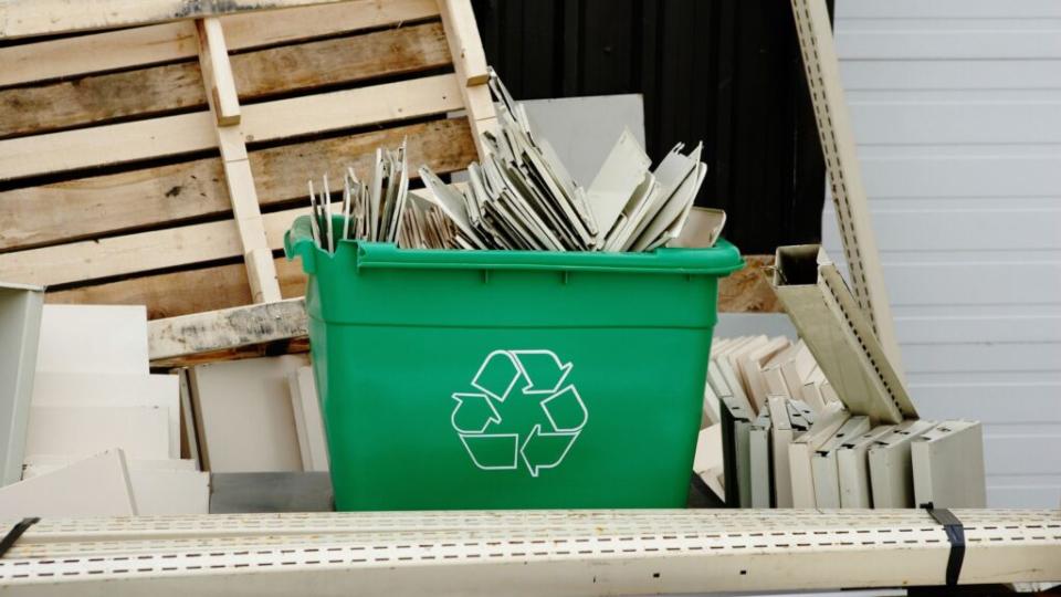 Poubelle de recyclage. // Source : Canva