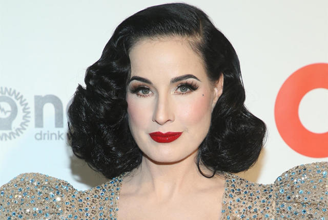 Dita Von Teese n'est pas brune… La voici au naturel avec sa vraie couleur  de cheveux dans les années 90