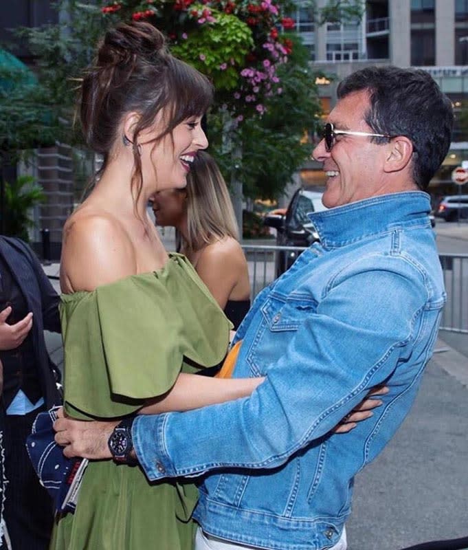 Antonio Banderas y Dakota Johnson