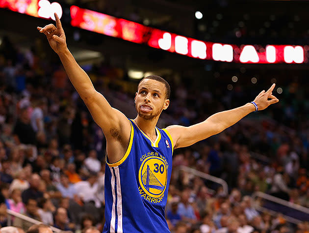 Golden State Warriors' Stephen Curry sets NBA record for three