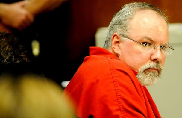 PHOTO: Scott Kimball looks up while the charges and sentencing requirements are read during his hearing at the Boulder County Justice Center, Oct. 8, 2009, in Boulder, Colo. (Mark Leffingwell/AP)