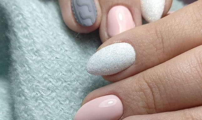 Everything You Need to Know About Getting Acrylic Nails