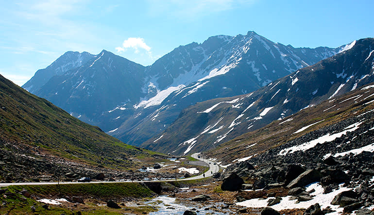 Umbrail pass road