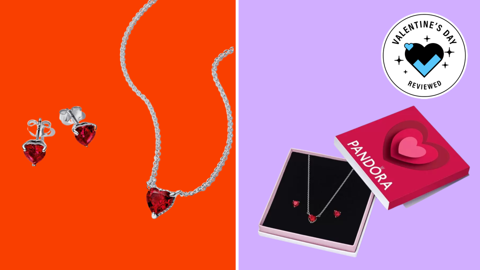 Best Pandora Jewelry Pieces: red heart gift set