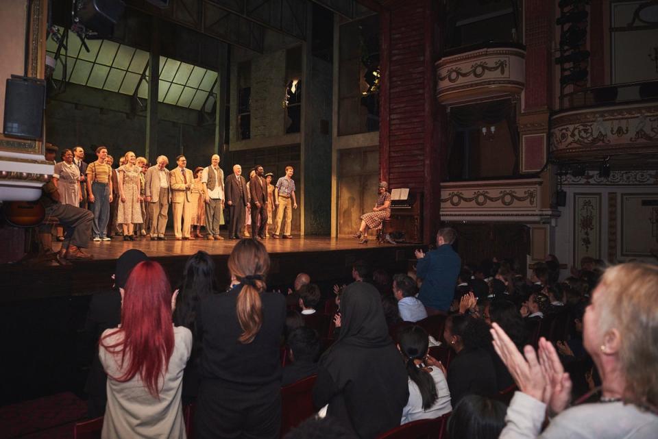 Audience applauds the cast of ‘To Kill A Mockingbird’ after special showing (Handout)