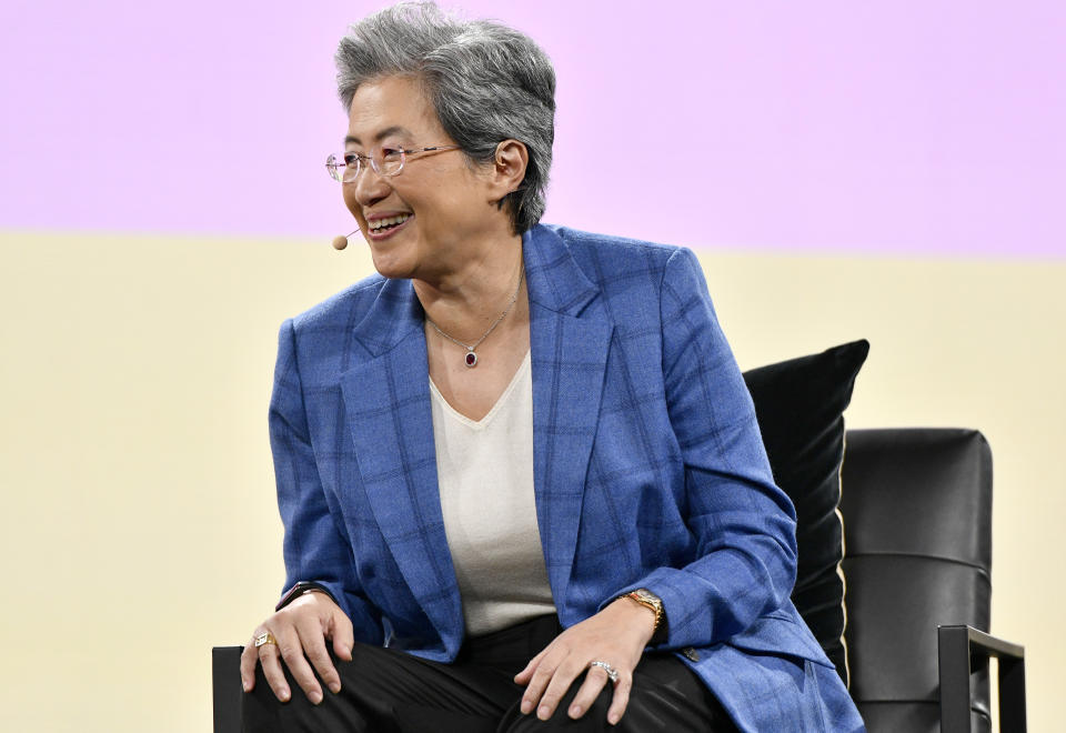 DANA POINT, CALIFÓRNIA - 26 DE SETEMBRO: Dra. Lisa Su, presidente e CMO da AMD, fala no palco durante a conferência Code 2023 organizada pela Vox Media no Ritz-Carlton, Laguna Niguel em 26 de setembro de 2023 em Dana Point, Califórnia.  (Foto de Jerod Harris/Getty Images para Fox Media)