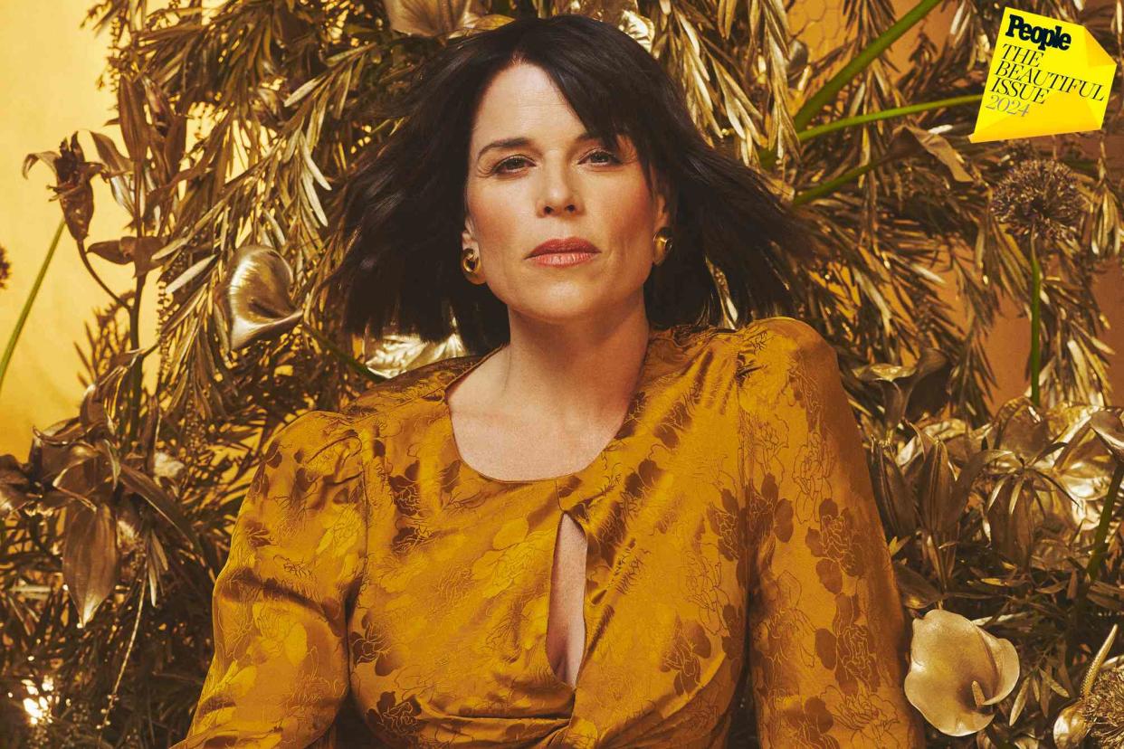 <p>Ssam Kim</p> Neve Campbell