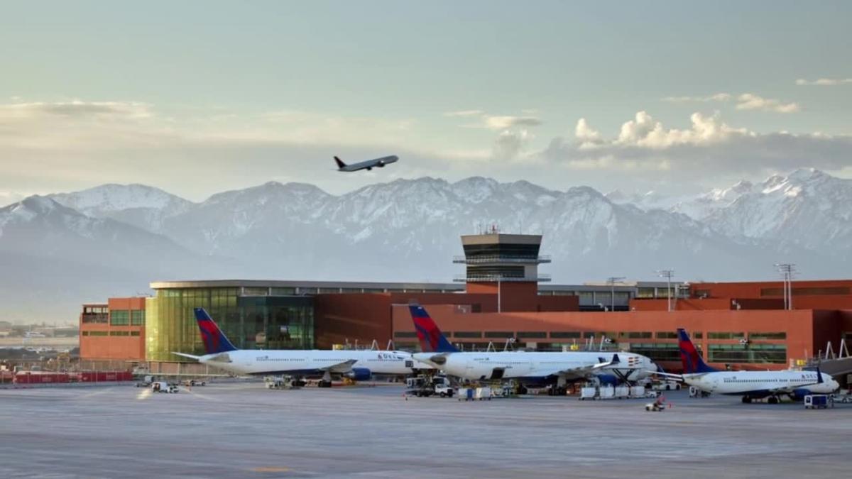 Juvenile arrested after making 'terroristic threats' at Salt Lake City Int'l Airport